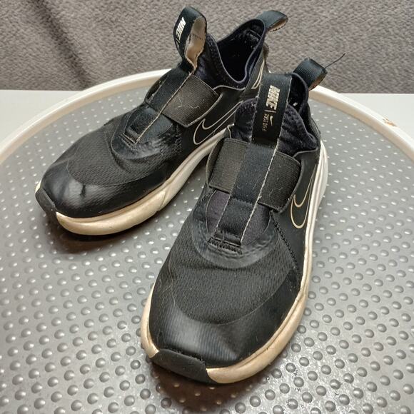 Nike Flex Runner Unisex Youth Running Sneakers Black - Picture 1 of 5